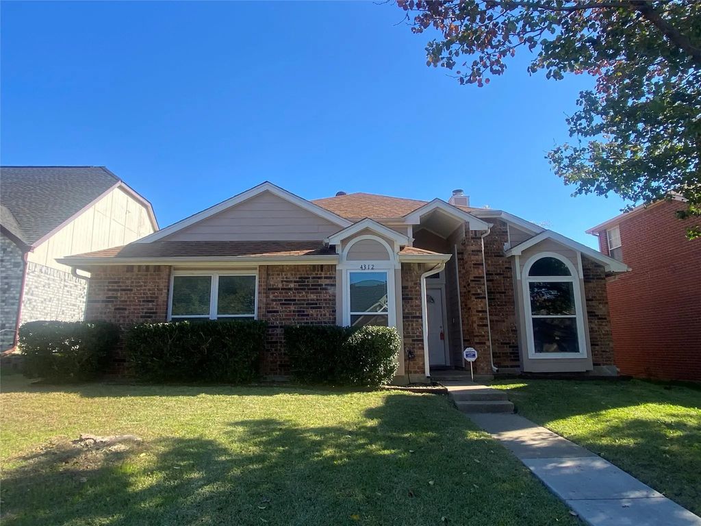 4312 Allegro Lane, Grand Prairie