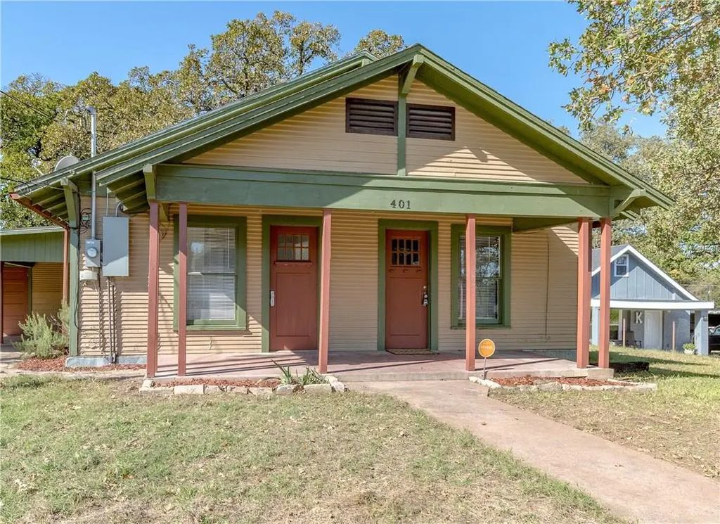 401 Harcourt Street, Weatherford