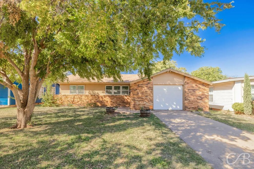 872 Forrest Avenue, Abilene