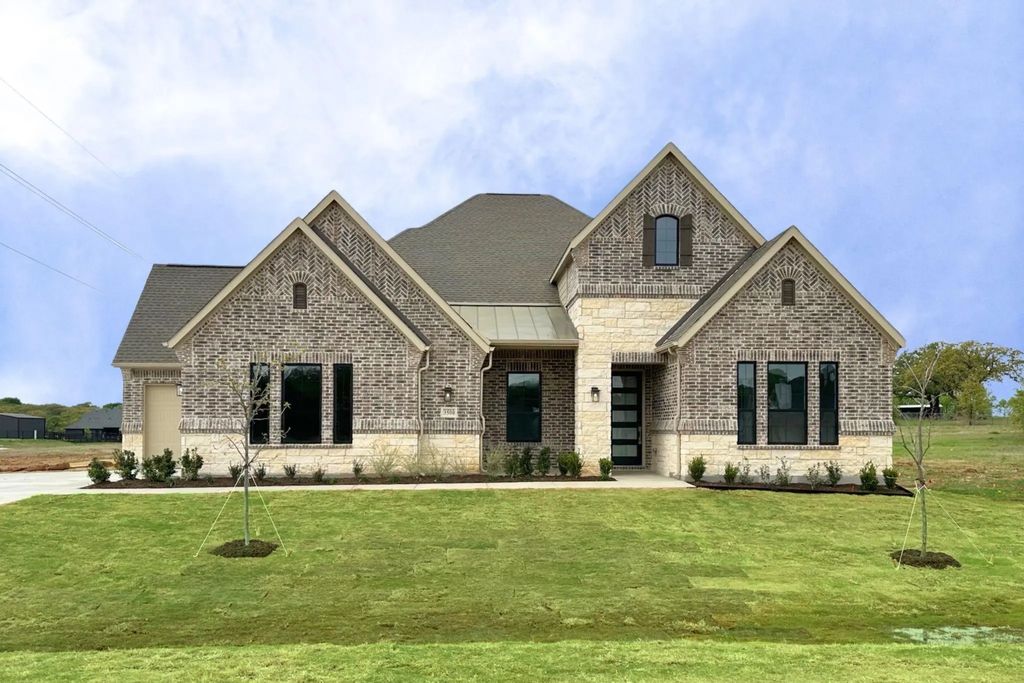 3500 Grizzly Run Drive, Burleson