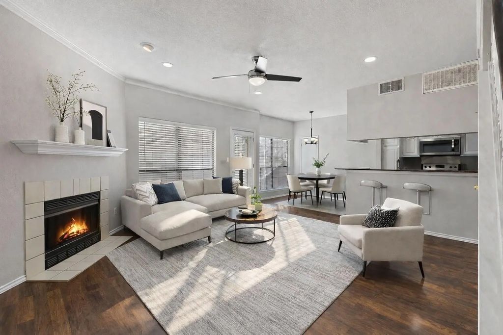 5619 Preston Oaks Road 303, Dallas