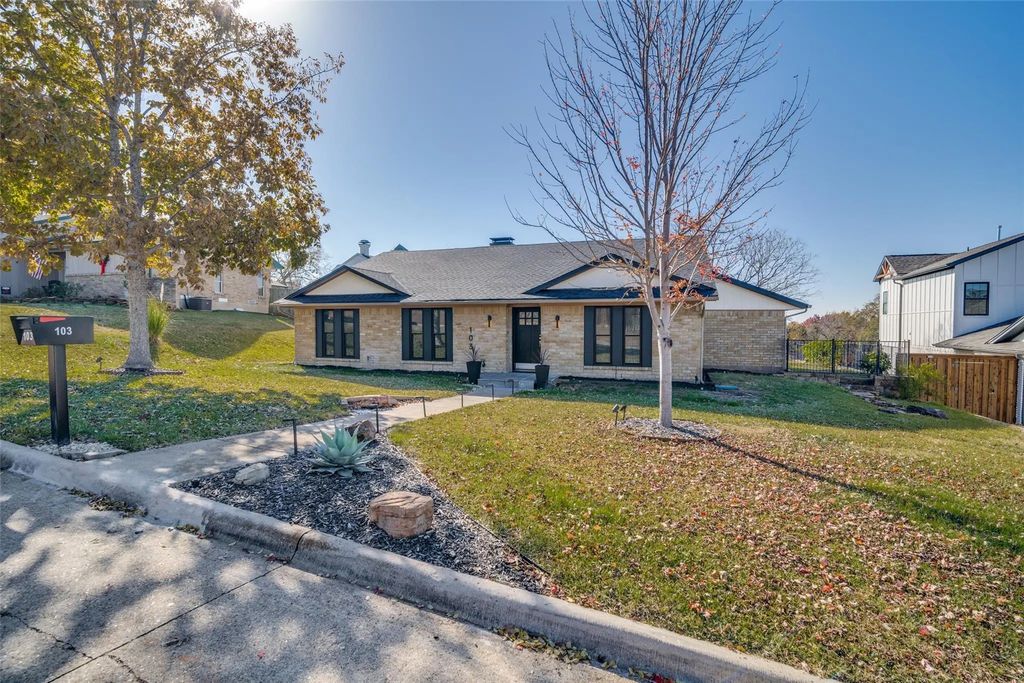 103 Becky Lane, Rockwall