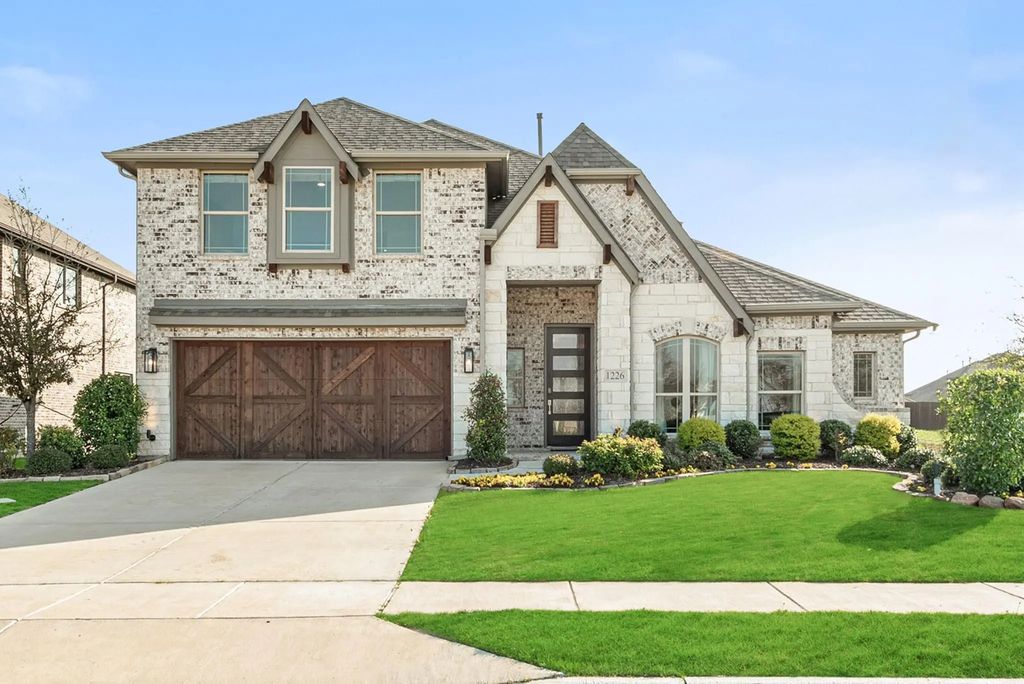 1226 Abbeygreen Road, Forney
