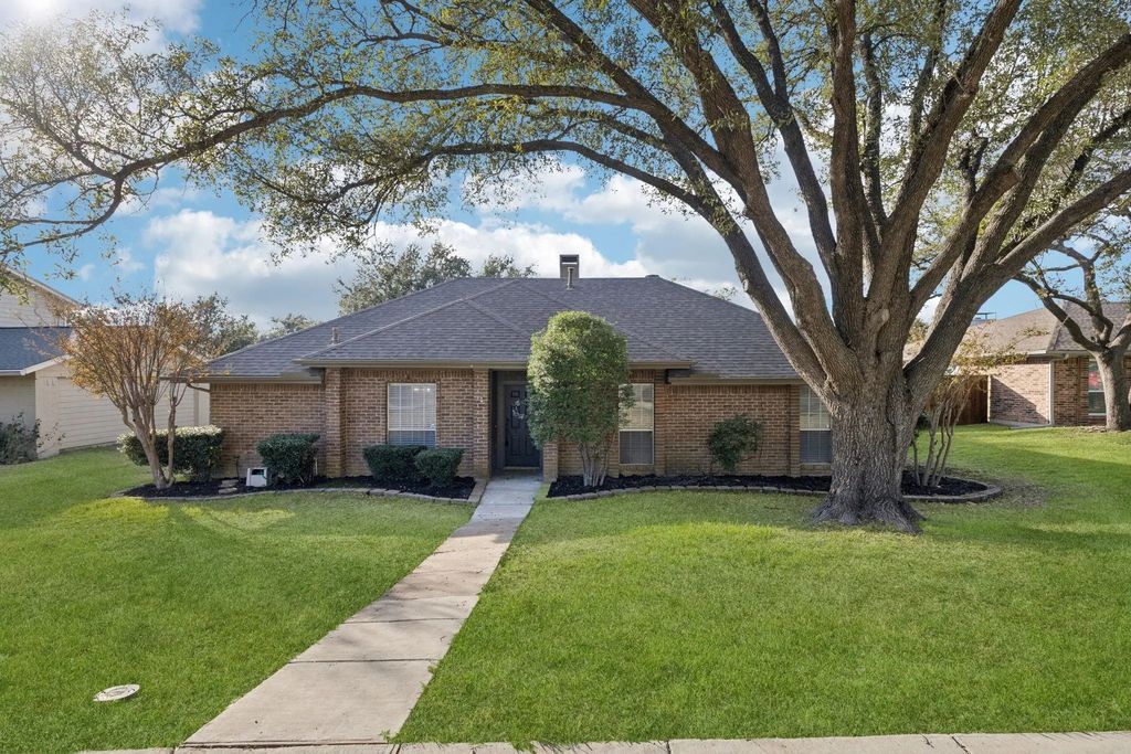 3705 Grasmere Drive, Carrollton