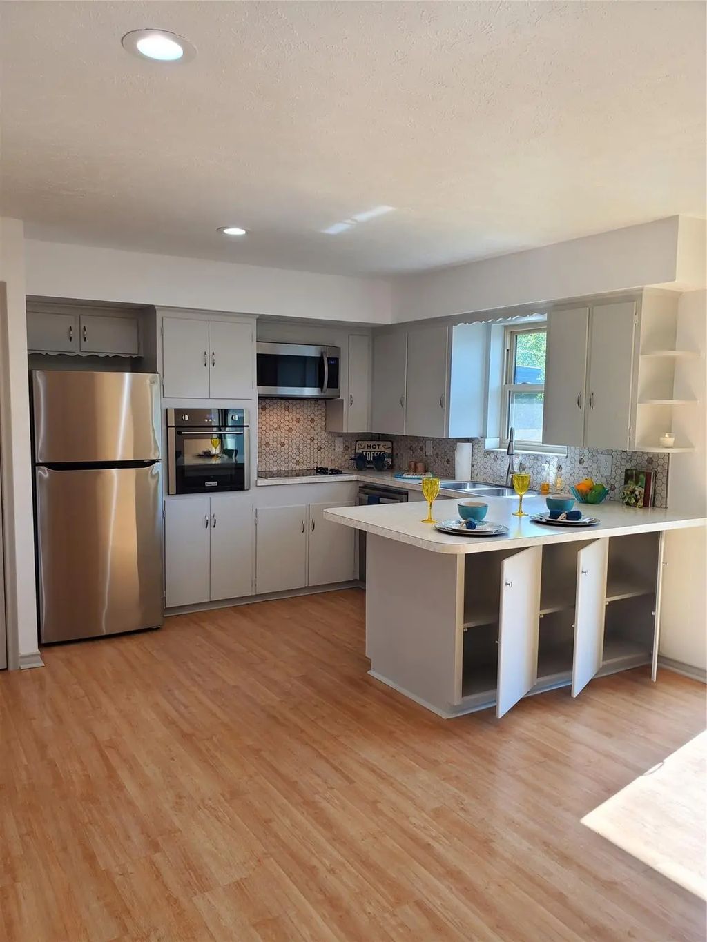 7424 Walling Lane, Dallas