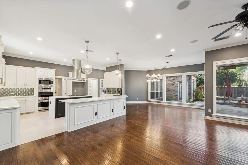 720 Wyndsor Creek Drive, Southlake