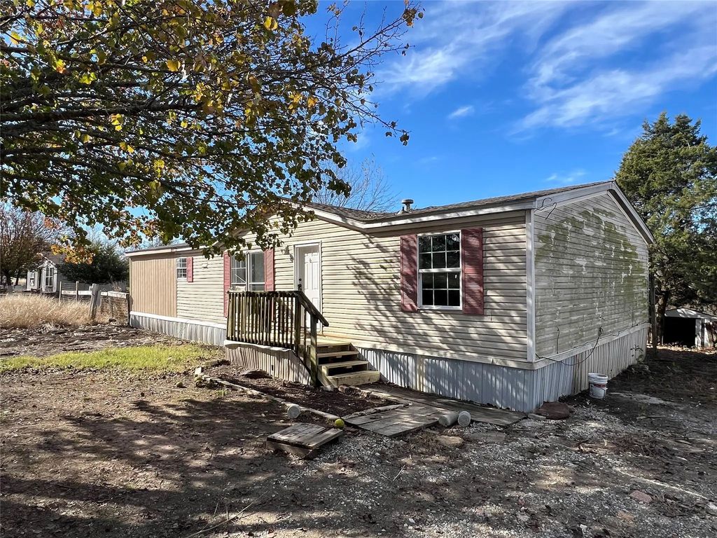 2056 County Road 947, Princeton