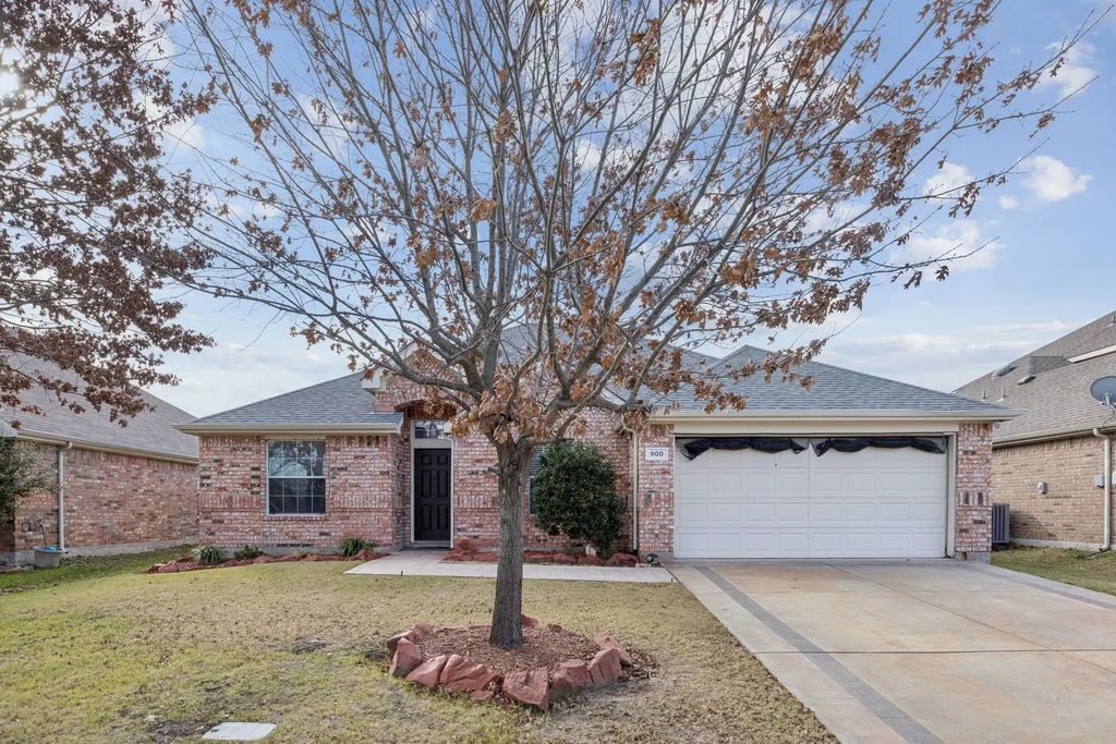 900 Crockett Drive, Lavon