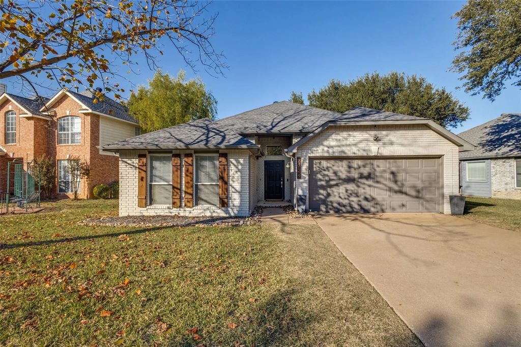 2024 Brookville Lane, Flower Mound
