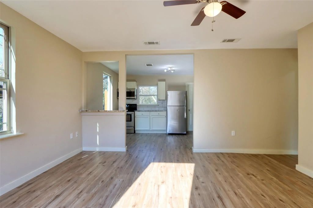 2765 Scotland Drive, Dallas