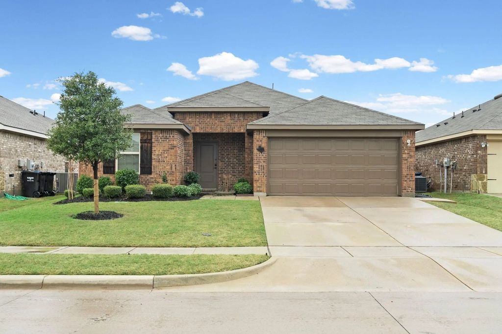 103 Gallant Fox Lane, Caddo Mills