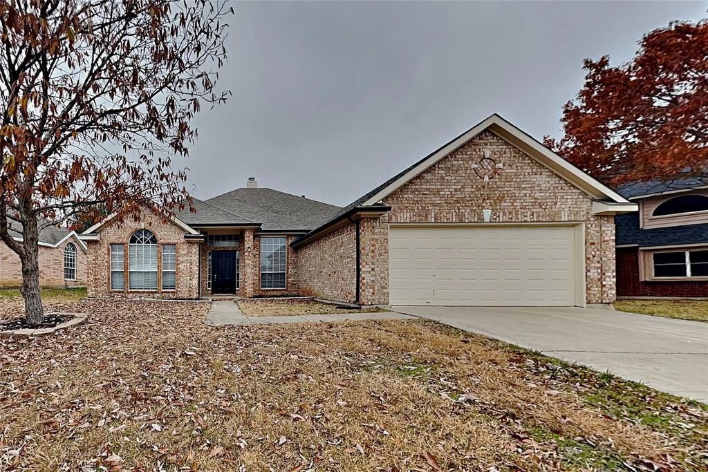 8206 Shoshoni Drive, Arlington