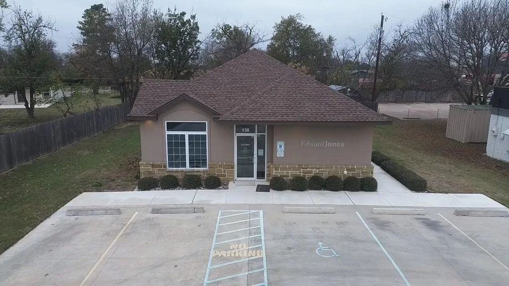 130 S Harbin Drive, Stephenville