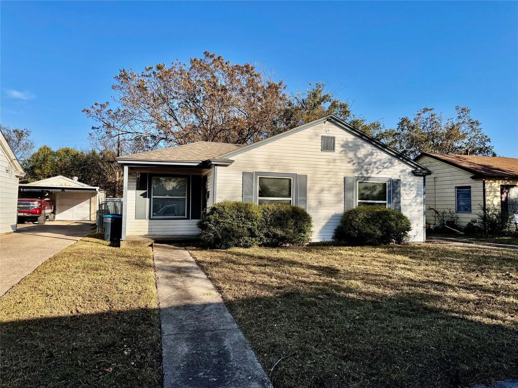 3821 Townsend Drive, Fort Worth