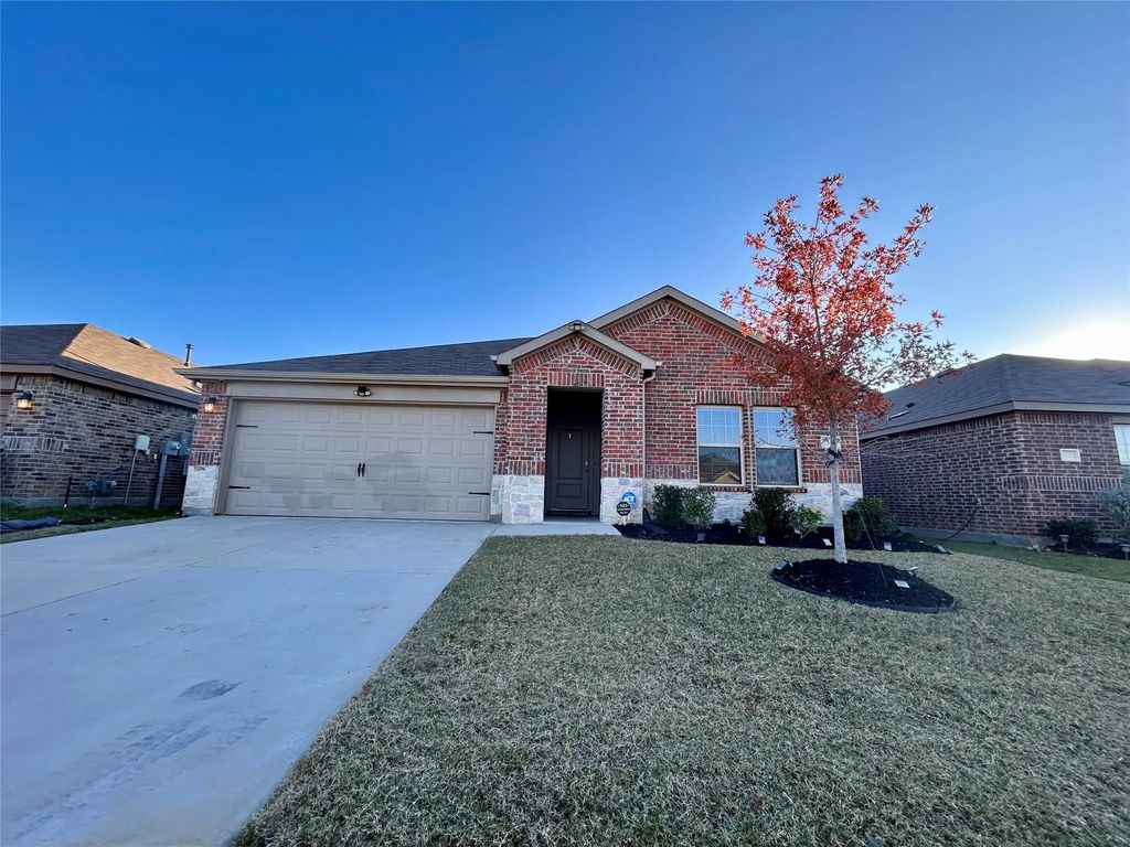 1304 Briar Hill Drive, Denton