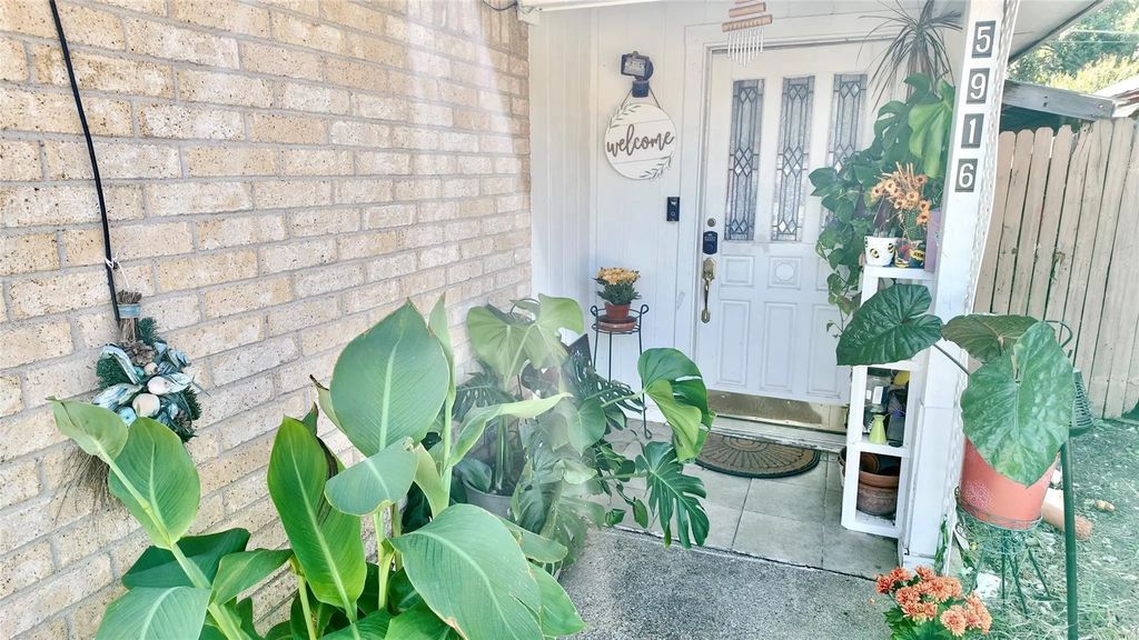 5916 Tinsley Drive, Arlington