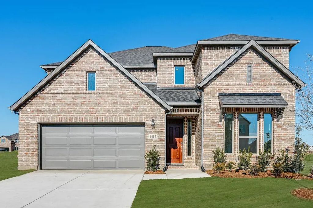 1416 Chestnut Gardens, Northlake
