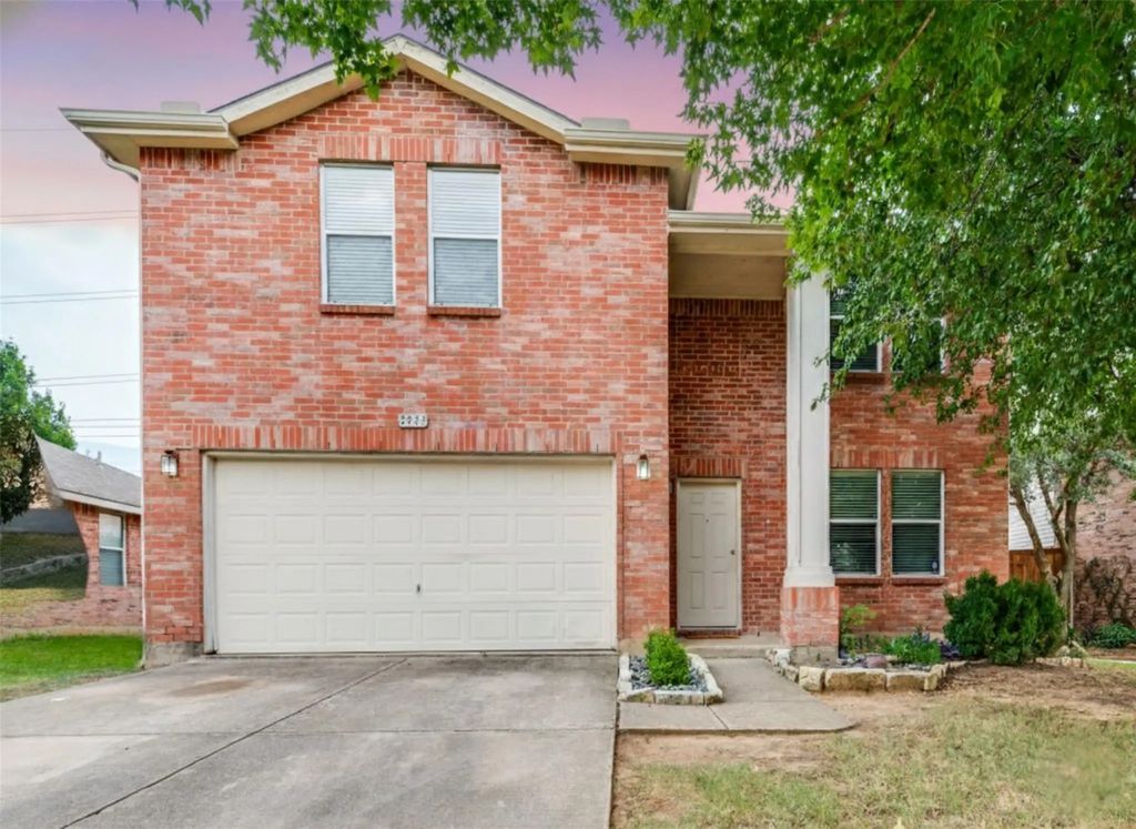 5933 Thoroughbred Trail, Denton