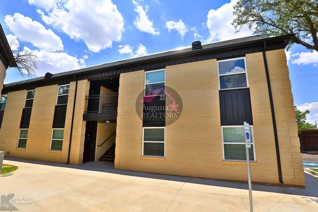 2800 Sayles Boulevard 20 A, Abilene