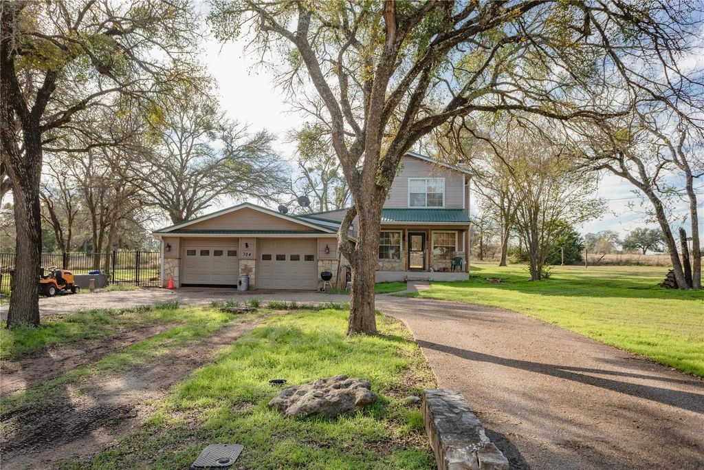 304 County Road 1524, Morgan