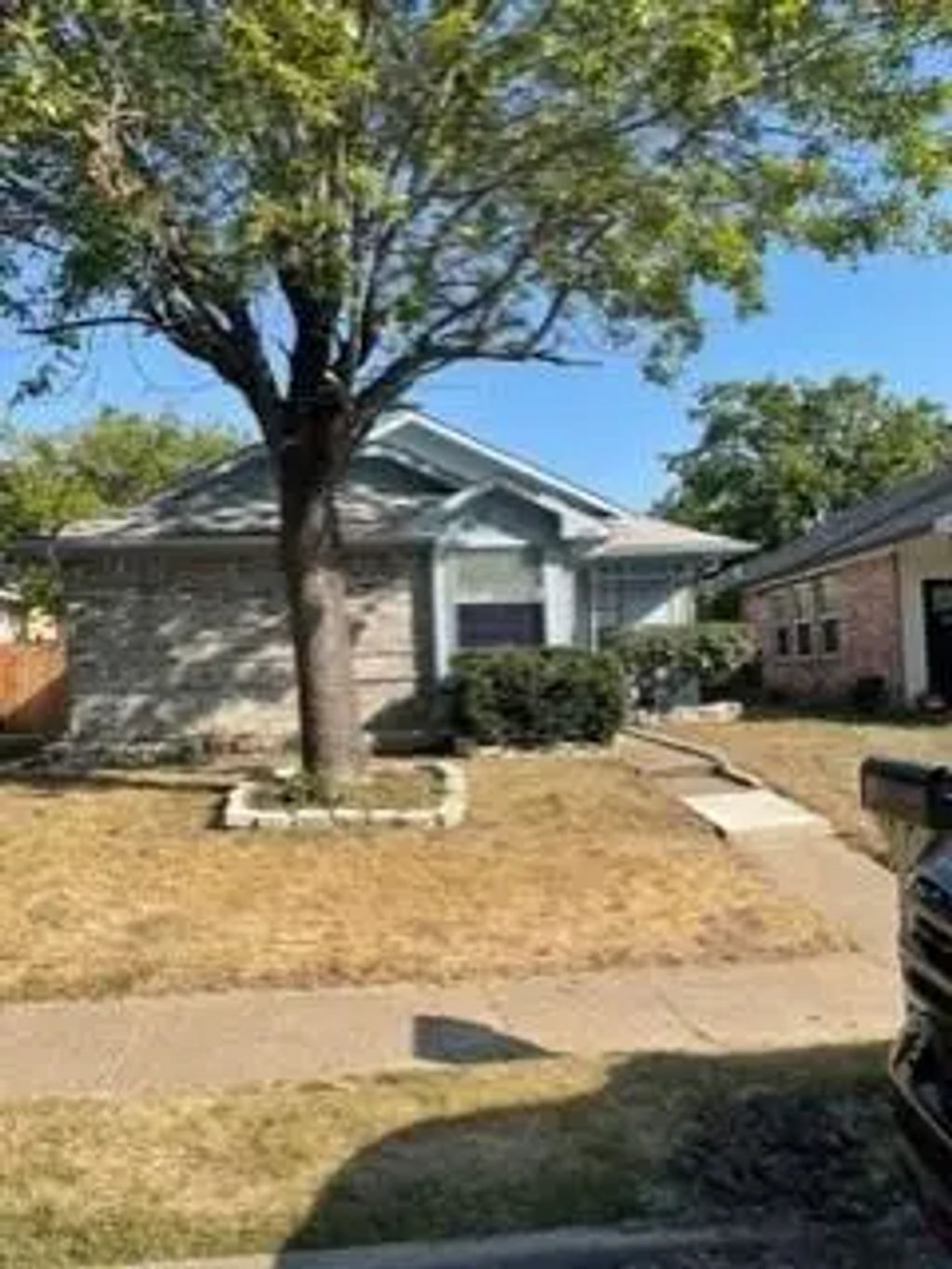 10321 Woodleaf Drive, Dallas