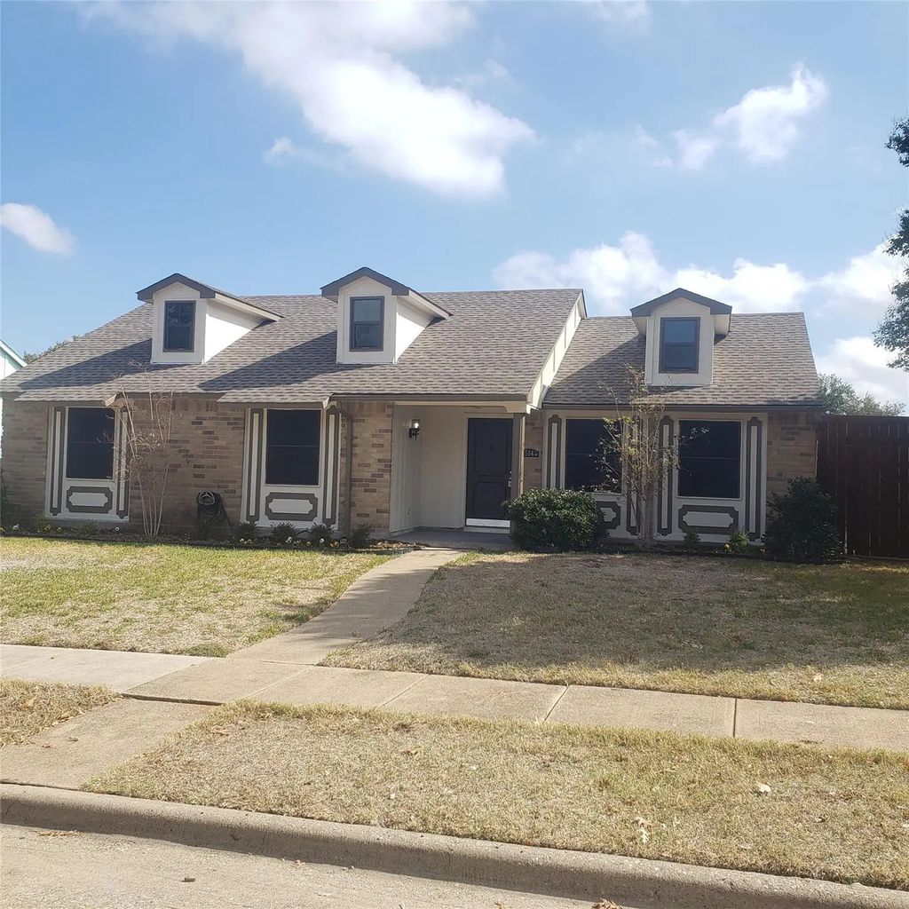 504 Scarlet Oak Drive, Allen