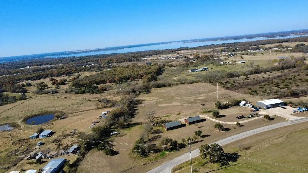 501 Fm 2960, Whitney