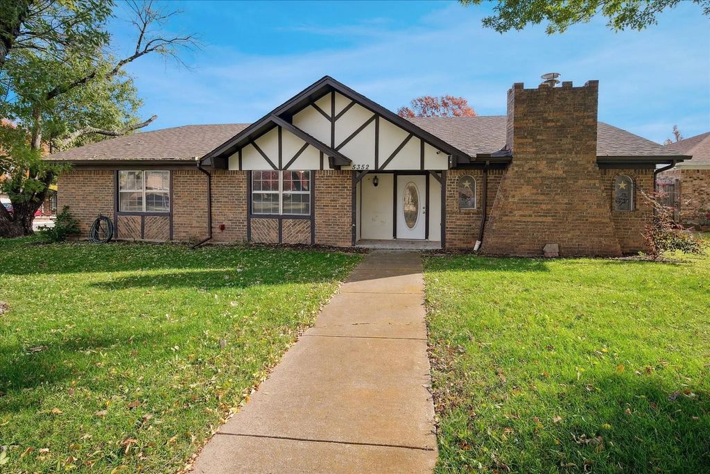 5352 Colorado Court, North Richland Hills
