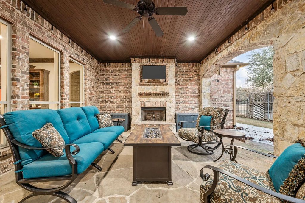 2404 Arbor Gate Lane, Colleyville