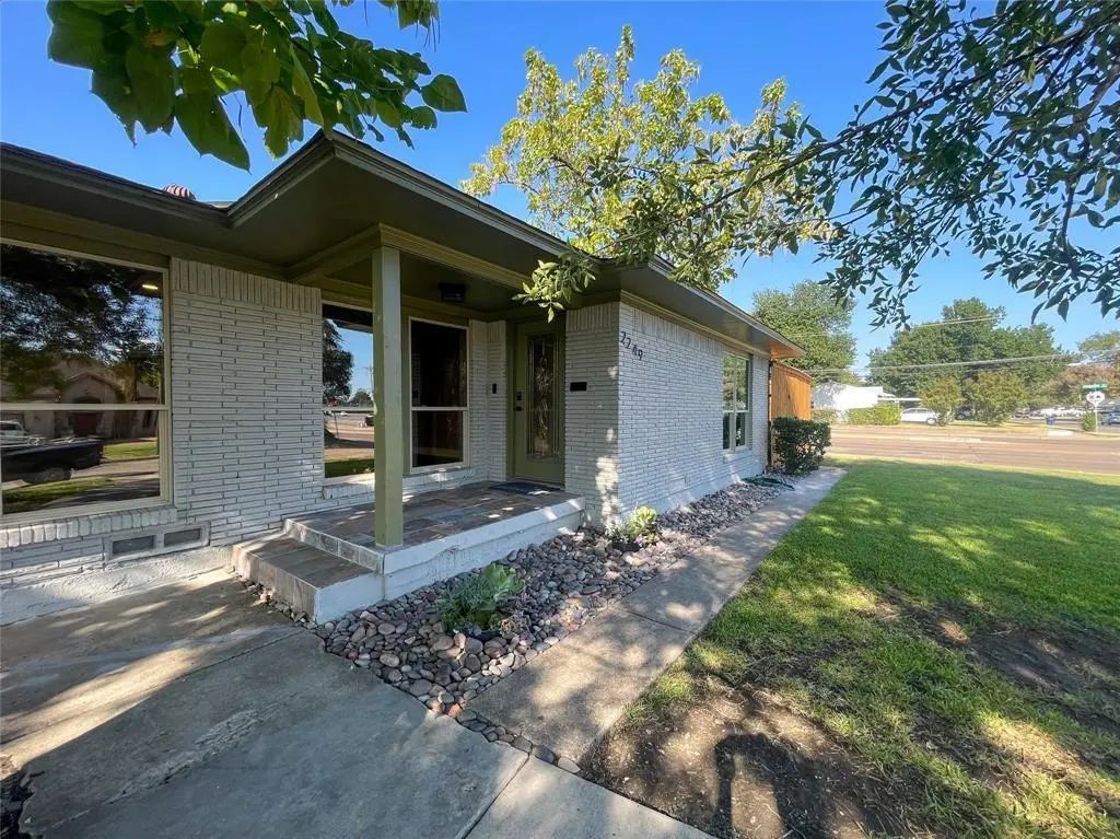 2249 Larry Drive, Dallas
