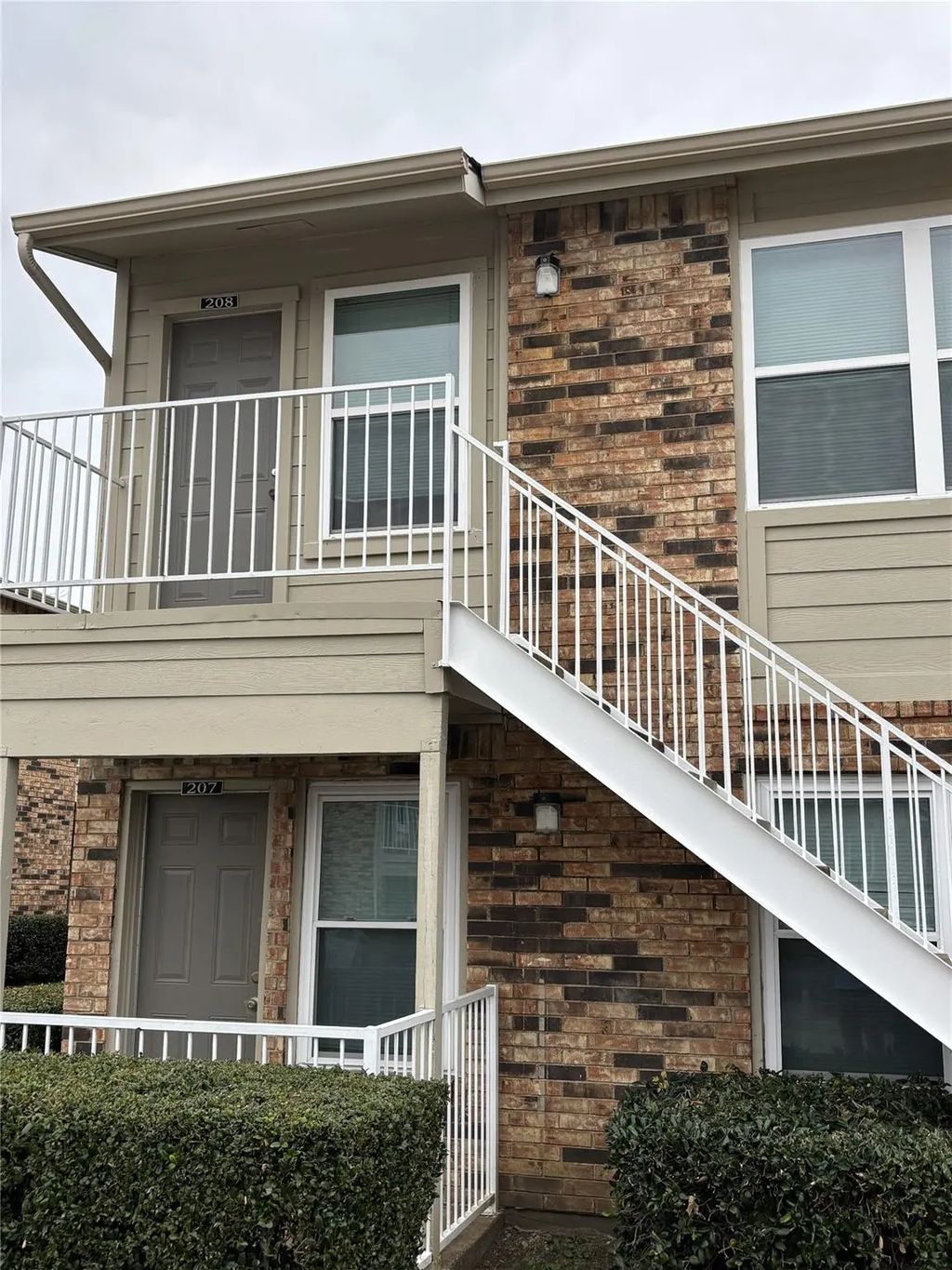 2200 E Trinity Mills Road 208, Carrollton