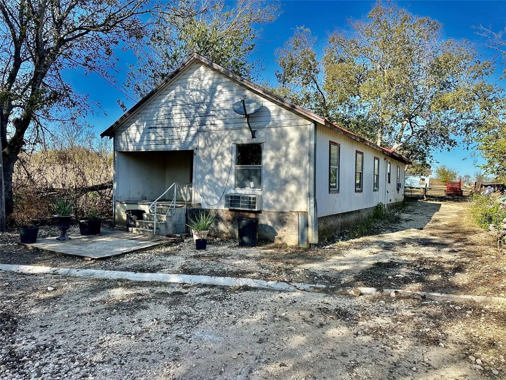 1314 Old Country Road, Moody