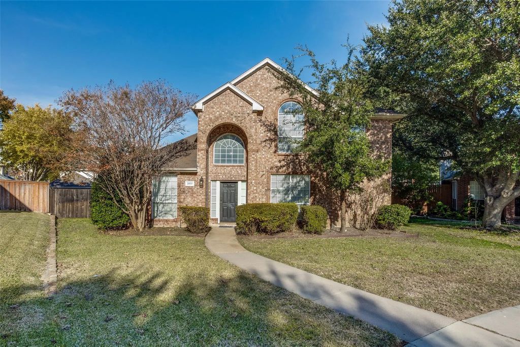 3901 Burnley Drive, Plano