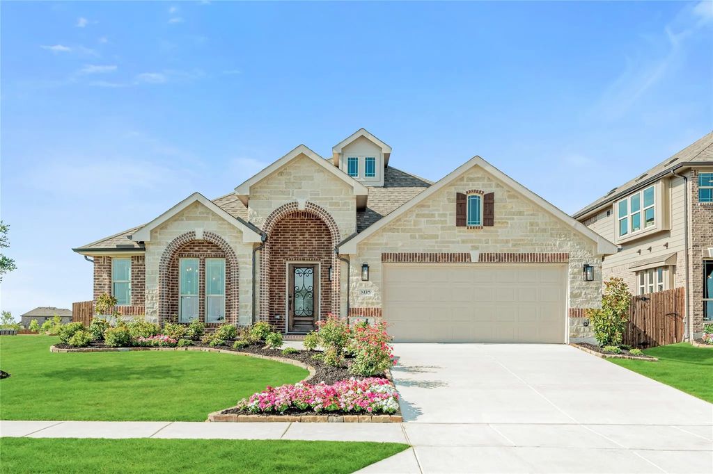 805 Twin Pine Court, Anna