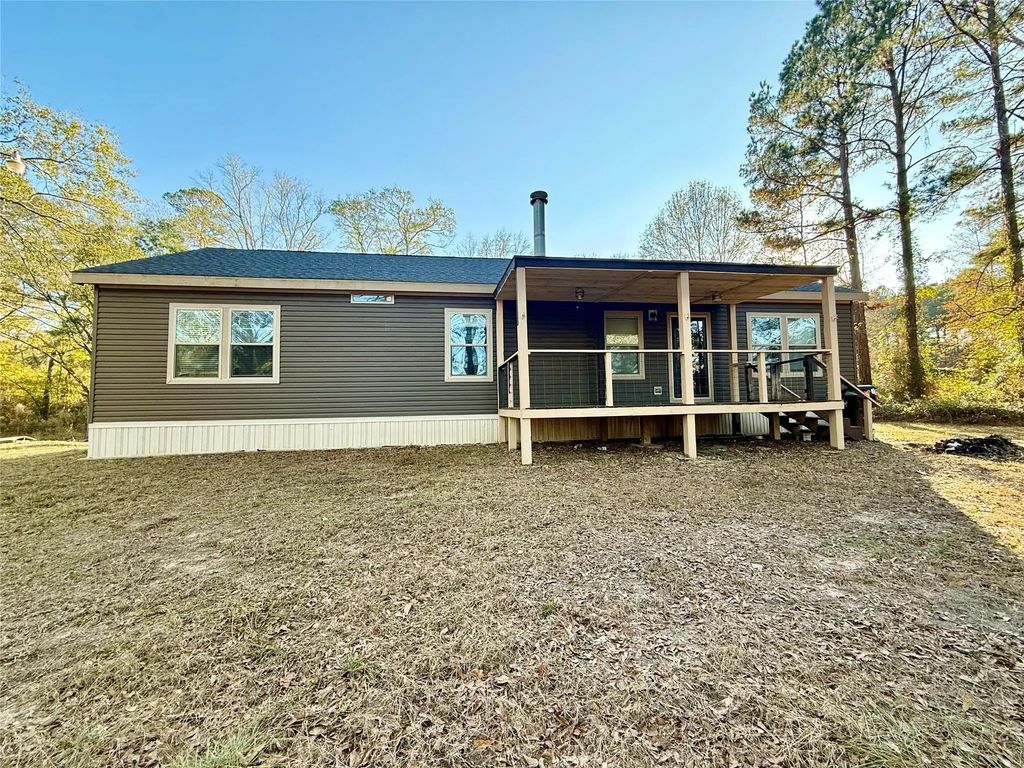 159 Yellow Pine Road, Sibley
