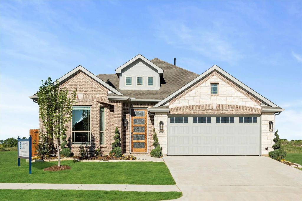 621 Godley Ranch, Godley