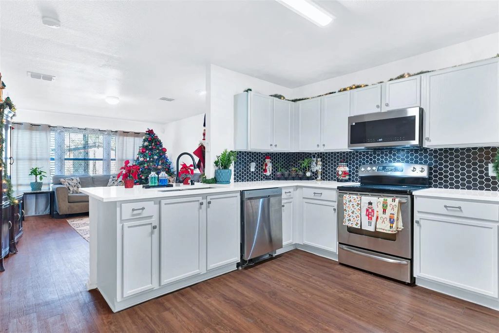5722 Firethorn Drive, Dallas