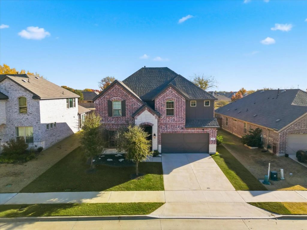 709 Lake Cove Drive, Little Elm