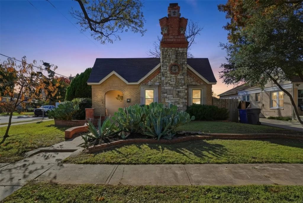 1102 Brunner Avenue, Dallas