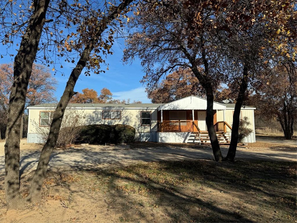 9049 Private Road 356, Hawley