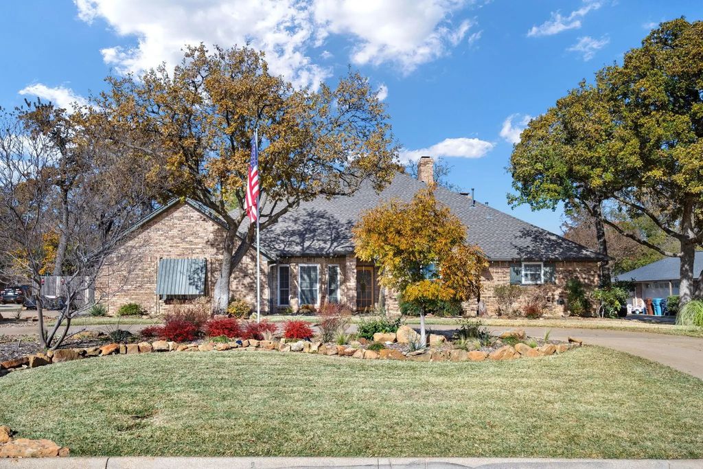 9 Rolling Hills Circle, Denton