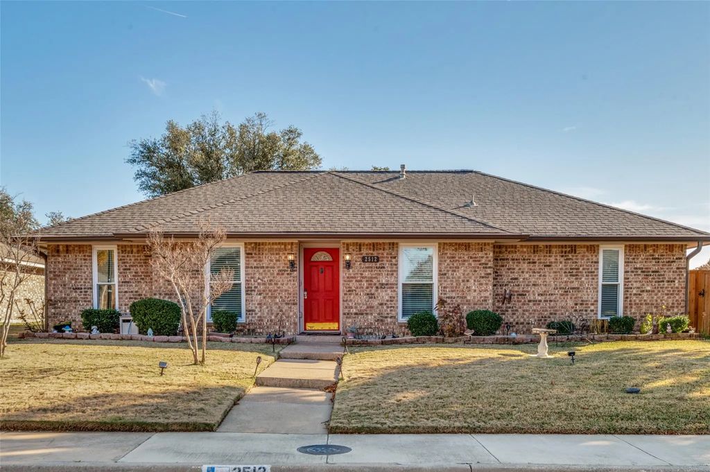 2512 Harbinger Lane, Dallas