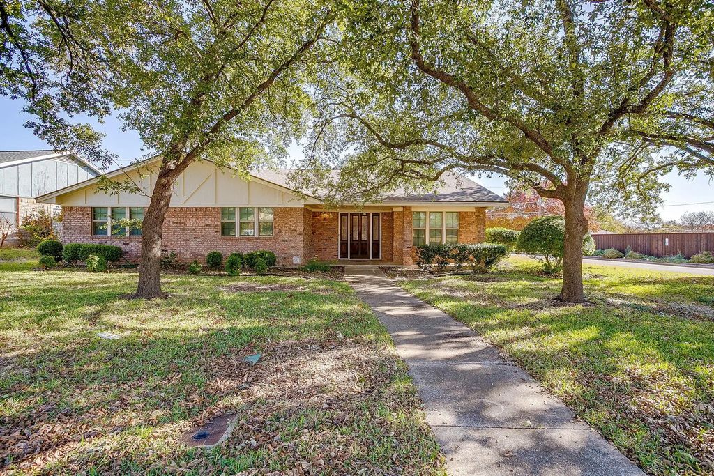 4228 Toledo Avenue, Fort Worth