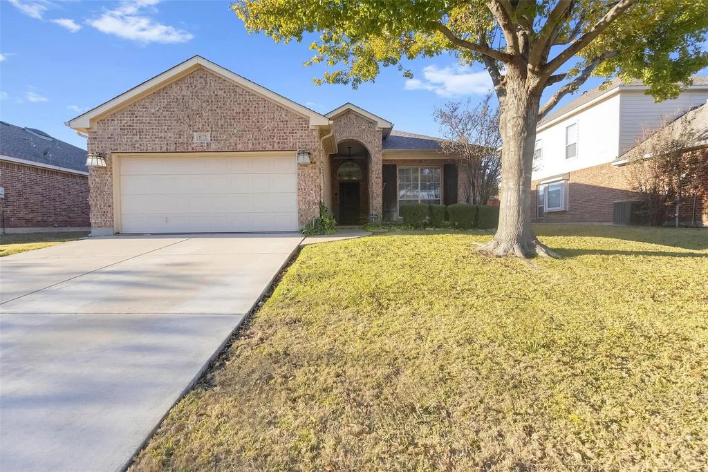 832 Pebblecreek Drive, Burleson