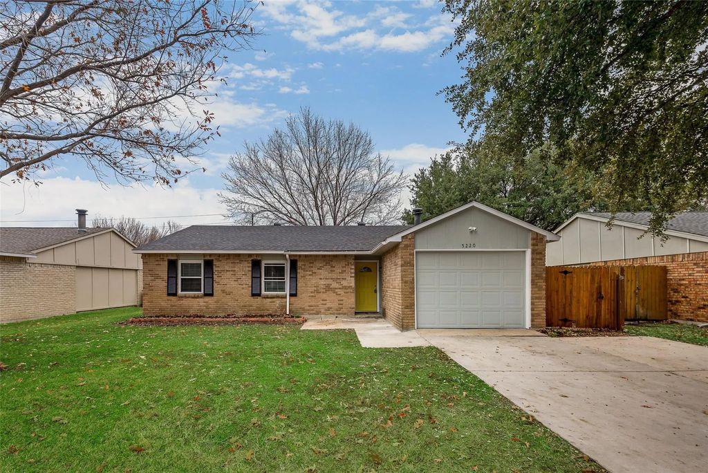 5220 Arbor Glen Road, The Colony