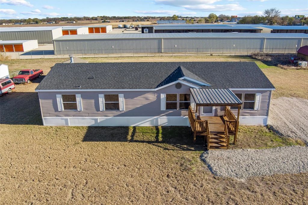 237 Quarterhorse Road, Waxahachie