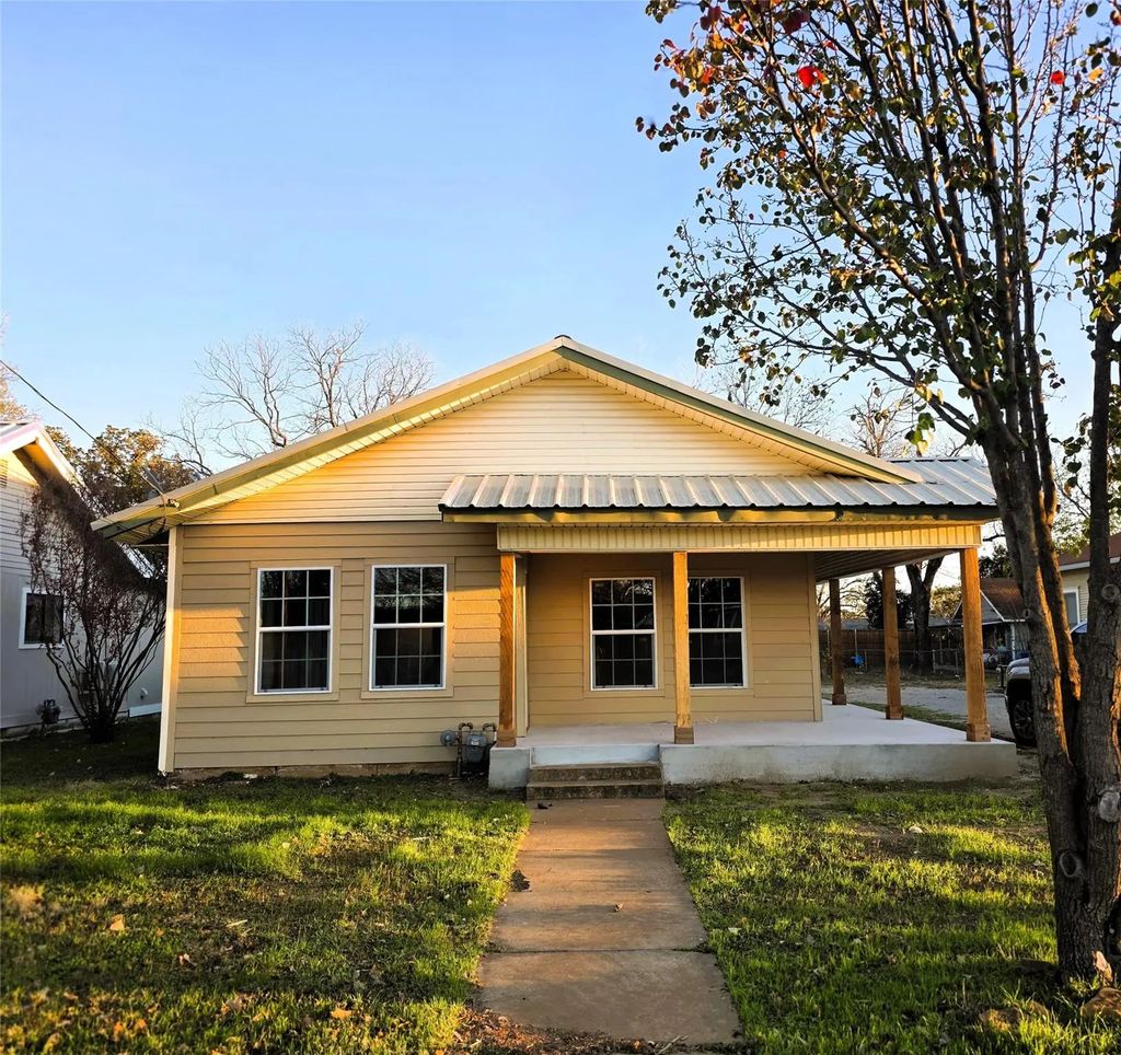 1012 Avenue K, Brownwood