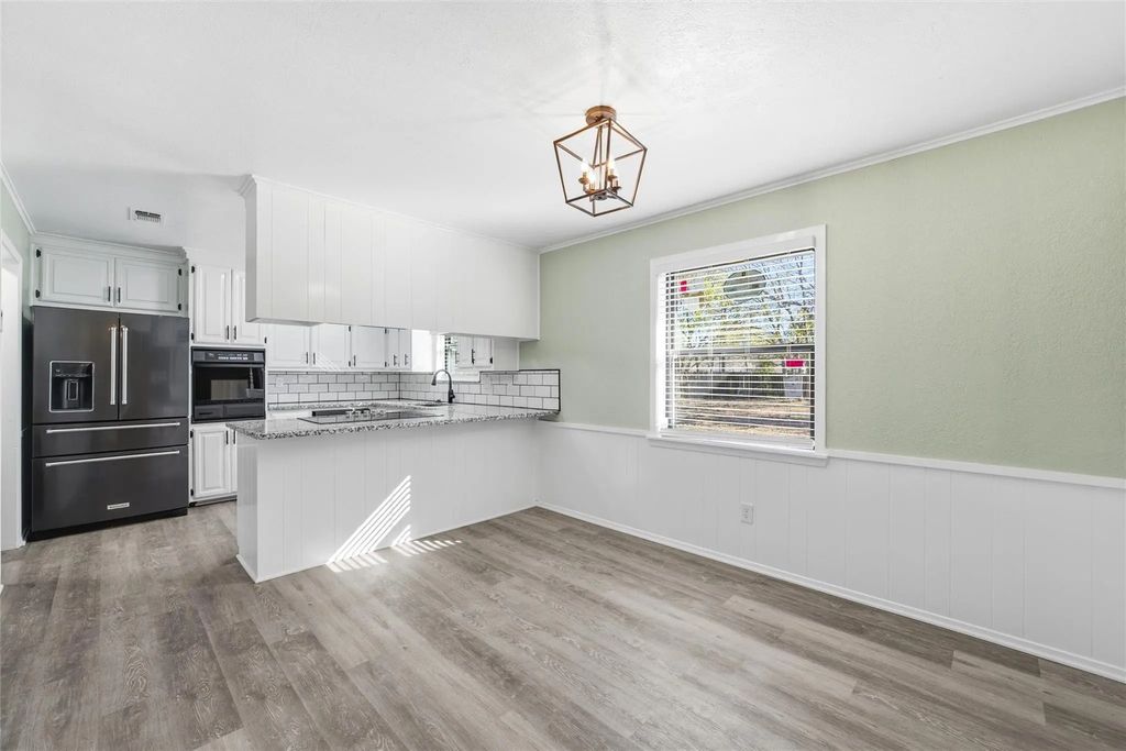 211 Opal Street, Hewitt