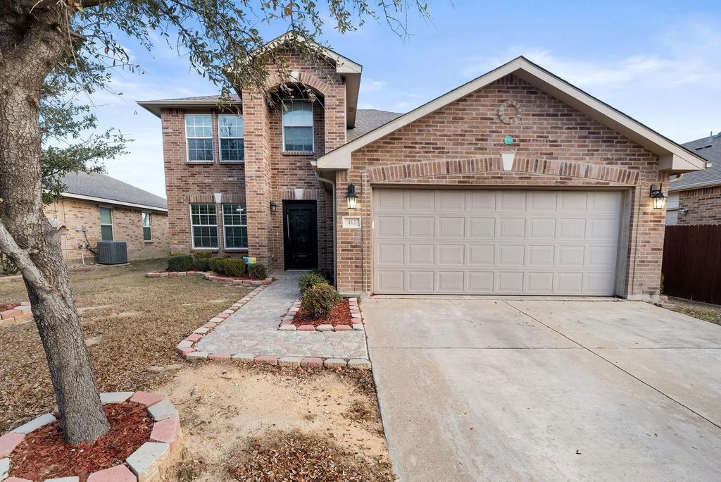 412 Sandy Creek Drive, Fort Worth