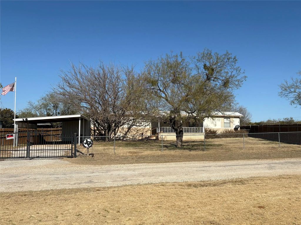 514 Fish Haven Road, Graford